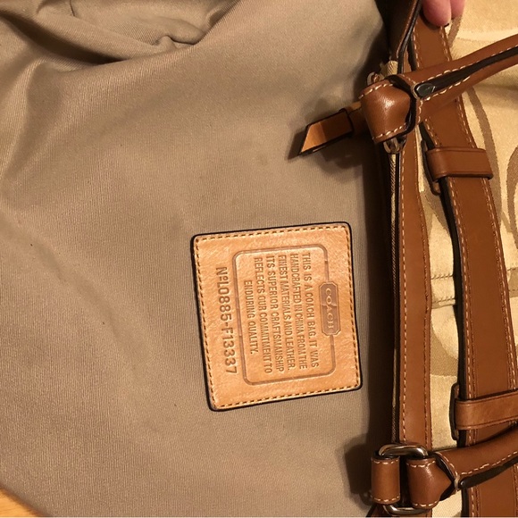 Coach Hampton Optic Signature Handbag - Picture 7 of 16